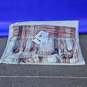 Dressbarn Purple and White Fringed Scarf